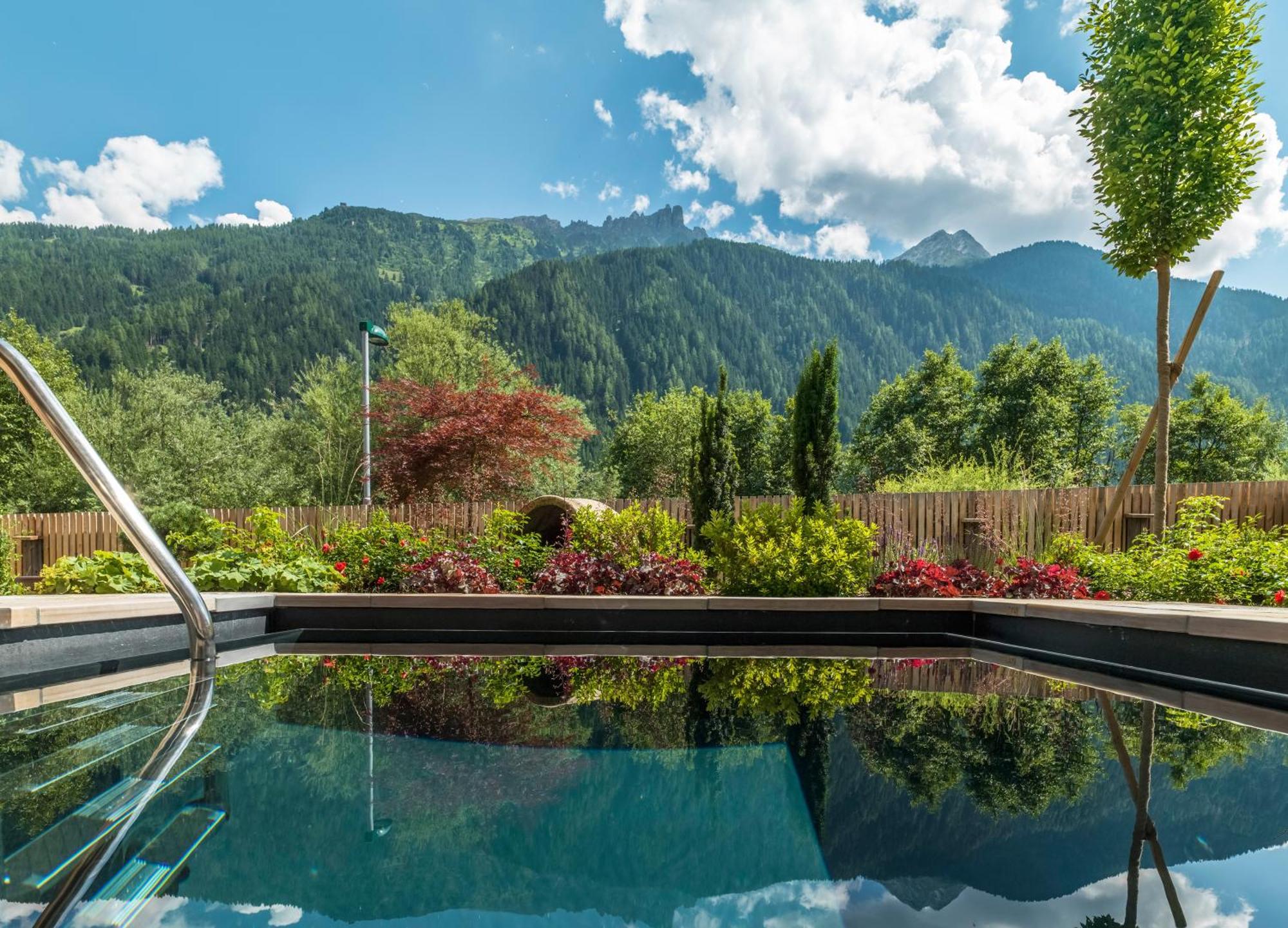 Relais&Châteaux Spa-Hotel Jagdhof Neustift im Stubaital Exterior foto